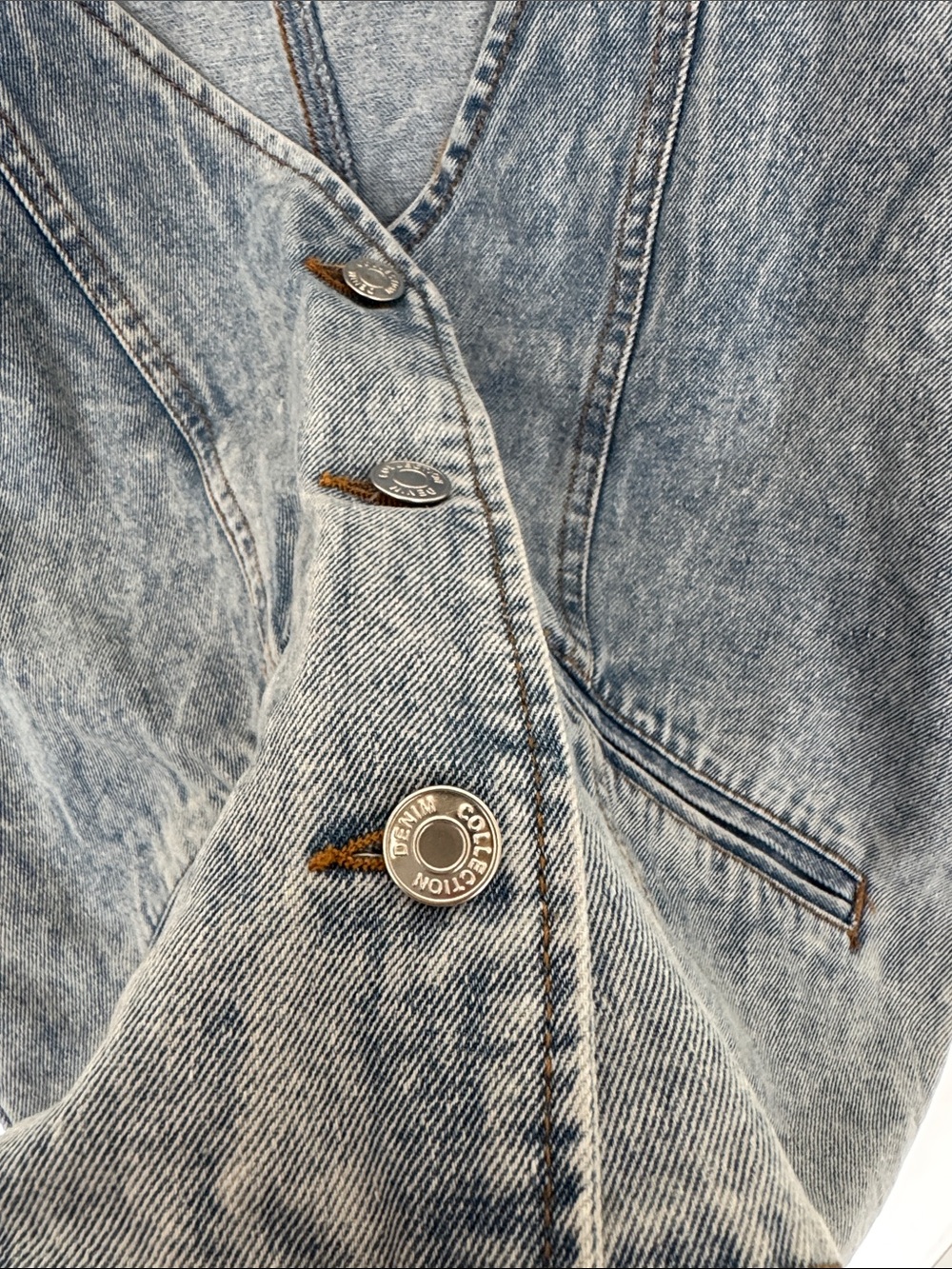 Jeans Subcategory Classification - Picture 3 of 5